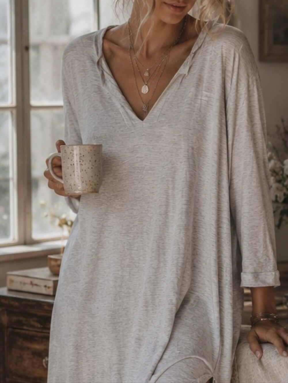 HANRO of Switzerland luxury sleep shirt / lounge pullover dress night gown